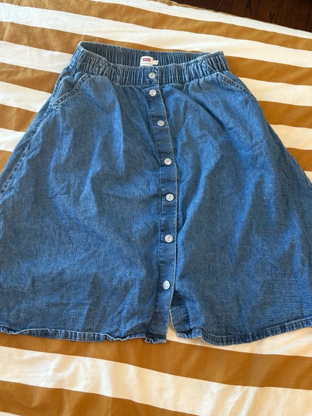 Levi's Blue Button-Front Denim Skirt - Picture 1 of 8
